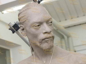 Музей Мадам Тюссо представил восковую фигуру Снуп Догга