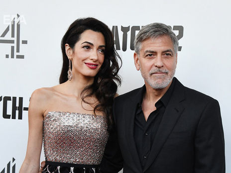 Семейство Клуни поддержали жертв взрыва в Бейруте